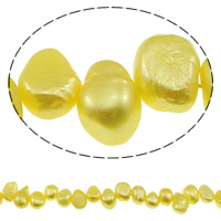 Barok Gekweekte Zoetwater Parel kralen, top geboord, geel, 8-9mm, Gat:Ca 0.8mm, Per verkocht Ca 15 inch Strand