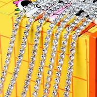 Ottone strass Claw catena, placcato color argento, formato differente per scelta & con strass, chiaro, 20Yardscortile/lotto, Venduto da lotto