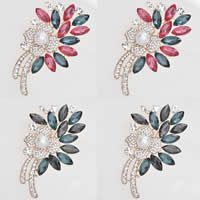 Crystal Brooch Zinc Alloy with Crystal & Glass Pearl Flower rose gold color plated faceted & with rhinestone mixed colors nickel lead & cadmium free 80mm Sold By Bag