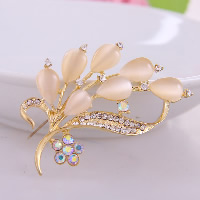 Cats Eye Brooch Zinc Alloy with Cats Eye Flower gold color plated with rhinestone nickel lead & cadmium free Sold By Lot