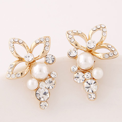 Zinc Alloy Stud Earring with ABS Plastic Pearl Flower gold color plated with rhinestone lead & cadmium free Sold By Pair