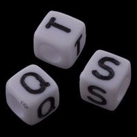 Perles acrylique alphabet, cube, modèles différents pour le choix & avec le motif de lettre & couleur solide, 6x6mm, Trou:Environ 3mm, Environ 3050PC/sac, Vendu par sac