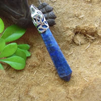 Lapis lazuli Medálok, Szintetikus Lapis, -val Cink ötvözet, inga, ezüst színű bevonattal, 63-65x10mm, Lyuk:Kb 3mm, 10PC-k/Lot, Által értékesített Lot