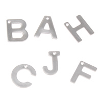 Colgantes de letras de acero inoxidable, diferentes patrones para la opción, color original, 6x11x1mm-12x11x1mm, agujero:aproximado 1mm, 500PCs/Bolsa, Vendido por Bolsa
