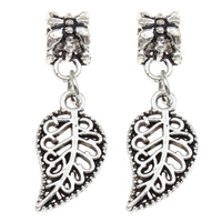 European Style Zinc Alloy Dangle Beads Leaf antique silver color plated without troll lead & cadmium free Approx 4mm Sold By Bag