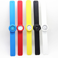 políček hodinky, Silikon, s Sklo & Zinek, platinové barvy á, pro děti & různé velikosti pro výběr, smíšené barvy, 10PC/Lot, Prodáno By Lot
