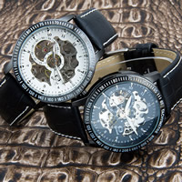 Guccamel® mannen sieraden horloge, PU, met zinklegering wijzerplaat & Glas, plated, verstelbaar & voor de mens, meer kleuren voor de keuze, nikkel, lood en cadmium vrij, 42.5x15mm, Lengte Ca 7.8 inch, Verkocht door PC