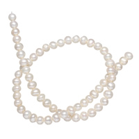 Bulvių išauginti gėlavandenių perlų karoliukai, Gėlo vandens perlų, Bulvė, natūralus, baltas, Įvertinimas, 6-7mm, Skylė:Apytiksliai 0.8mm, Parduota už Apytiksliai 14.5 Inch Strand