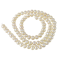Bulvių išauginti gėlavandenių perlų karoliukai, Gėlo vandens perlų, Bulvė, natūralus, baltas, 5-6mm, Skylė:Apytiksliai 0.8mm, Parduota už Apytiksliai 15.7 Inch Strand