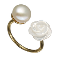 Sladkovodní Pearl prst prsten, Mosaz, s White Shell & Sladkovodní Pearl, barva pozlacený, přírodní & pro ženy, nikl, olovo a kadmium zdarma, 10x20x25mm, Velikost:6.5, Prodáno By PC