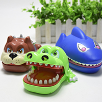 Plastic Crocodile Mouth Tandarts Bite, Dier, Met dierpatroon & verschillende stijlen voor de keuze, 155x125x75mm, Verkocht door PC