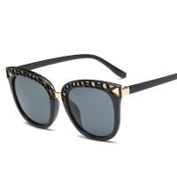 Zinc Alloy Sunglasses with PC plastic lens gold color plated anti ultraviolet & for woman lead & cadmium free Sold By PC