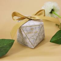 Papier Wedding Candy Box, met Satijnen lint, verschillende ontwerpen voor de keuze & hol, 55x55x60mm, 50pC's/Lot, Verkocht door Lot