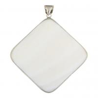 Natural White Shell Hangers, met Messing, Squaredelle, platinum plated, 60x63x4mm, Gat:Ca 6x8mm, 10pC's/Bag, Verkocht door Bag