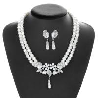 aleación de zinc Conjunto de joya, pendiente & collar, con Shell Pearl, chapado, para novia & con diamantes de imitación, libre de níquel, plomo & cadmio, 42x7cmuff0c1.5x4.6cm, Vendido por Set