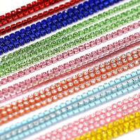 Messing Rhinestone Claw kæde, metal, med Rhinestone, forgyldt, forskellige farver og mønster for valg & du kan DIY, flere farver til valg, 2mm,, Solgt af m