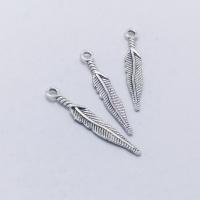 Zinc Alloy Feather Pendants antique silver color plated DIY nickel lead & cadmium free Sold By Bag