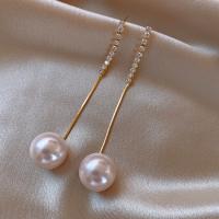 Zinklegierung Ohrringe, mit Kunststoff Perlen, Modeschmuck, weiß, verkauft von Paar