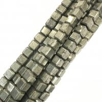 Goldene Pyrit Perlen, Quadrat, poliert, DIY & facettierte, grün, 10mm, 39PCs/Strang, verkauft per 38 cm Strang