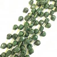 Prirodni kvarc nakit Beads, Zeleni kvarc, Lobanja, Izrezbaren, možete DIY, zelen, Prodano Per 38 cm Strand