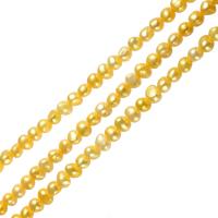 Baroko Kultūringas gėlavandenių perlų karoliukai, Gėlo vandens perlų, Barokas, geltonas, 8-9mm, Skylė:Apytiksliai 0.8mm, Parduota už Apytiksliai 14.7 Inch Strand