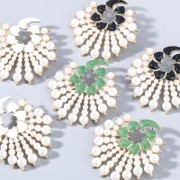 Zinc Alloy Stud Earring with ABS Plastic Pearl fashion jewelry & for woman & enamel Sold By Pair