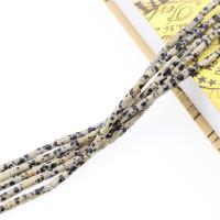 Perles dalmatiens, Dalmate, pilier, poli, DIY, couleurs mélangées, 4x13mm, Vendu par 39 cm brin