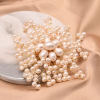 Freshwater Pearl Brooch with Brass Snowflake for woman white 85mm Sold By PC
