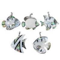 Natural Mosaic Shell Pendants Abalone Shell with White Shell Fish Unisex 45-55mmx45-55mm Sold By PC