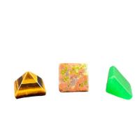 Gemstone díszítőszegecs, Természetes kő, Piramis, különböző anyagok a választás & egynemű, több színt a választás, nikkel, ólom és kadmium mentes, 14mm, Által értékesített PC