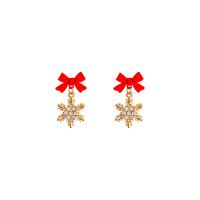 Zinc Alloy Drop Earrings Snowflake stoving varnish Christmas Design & fashion jewelry & for woman & with rhinestone golden Sold By Pair