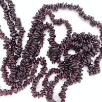 Edelstein-Span, Granat, Unregelmäßige, poliert, verschiedene Größen vorhanden, violett, verkauft per ca. 31.5 ZollInch Strang