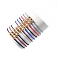 Bracelets en laiton, cordon de polyester, avec laiton, Placage de couleur d'or, Réglable & unisexe, plus de couleurs à choisir, Longueur 7.5 pouce, Vendu par PC