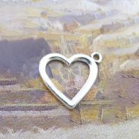 Zinc Alloy Heart Pendants silver color plated fashion jewelry silver color nickel lead & cadmium free Sold By Bag