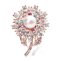 Rhinestone Brooch Zinc Alloy with Shell Pearl Plating champagne gold fashion jewelry & for woman & with rhinestone Champagne nickel lead & cadmium free Sold By PC