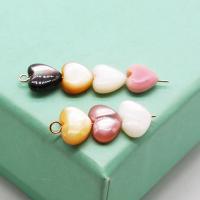 Naturlig Freshwater Shell Perler, Heart, Carved, du kan DIY & forskellige materialer til valg, flere farver til valg, 8mm, Solgt af PC