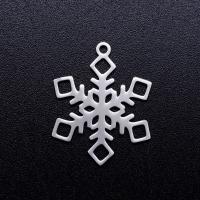 Stainless Steel Pendants 201 Stainless Steel Snowflake Vacuum Ion Plating fashion jewelry & polished & DIY & Unisex Sold By Bag
