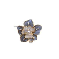 Plastic Pearl Brooch Zinc Alloy with Plastic Pearl Flower gold color plated for woman & enamel nickel lead & cadmium free Sold By Lot