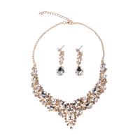 Strass sieraden Sets, oorbel & halsketting, Bergkristal, plated, 2 stuks & voor vrouw, meer kleuren voor de keuze, 50mm, Verkocht door Stel