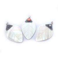 Freshwater Pearl Pendants Freshwater Shell with Rhinestone Clay Pave & Resin & Plastic Pearl Leaf Unisex Sold By PC