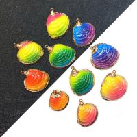 Shell Pendants with Brass plated Unisex 40-54mm Sold By PC