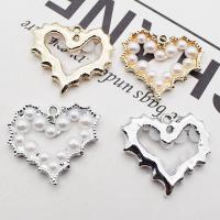 Zinc Alloy Heart Pendants with Plastic Pearl plated DIY nickel lead & cadmium free Sold By Bag