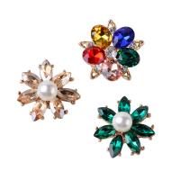 Zinc Alloy Brooch Finding with Rhinestone Flower gold color plated & for woman Sold By PC