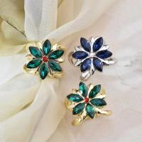Zinc Alloy Dual-use Brooch Scarf Buckle with Glass Rhinestone Flower plated for woman & with rhinestone 17-21mm Sold By Lot