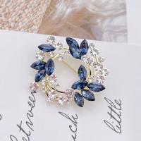 Crystal Brooch Zinc Alloy with Crystal plated fashion jewelry & for woman & with rhinestone nickel lead & cadmium free Sold By Bag