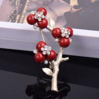 Plastic Pearl Brooch Zinc Alloy with Plastic Pearl Plum Blossom fashion jewelry & for woman & with rhinestone nickel lead & cadmium free Sold By PC