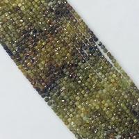 Naturlig granat pärlor, Garnet, Square, fasetterad, grön, 4x4mm, Såld Per Ca 14.96 inch Strand