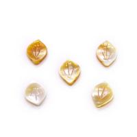 Natural Yellow Shell Pendants Leaf Carved DIY yellow Sold By PC