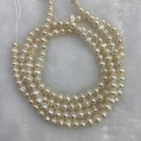 Brambor pěstované sladkovodní perle, Sladkovodní Pearl, DIY, bílý, 4-5mm, Prodáno za Cca 15 inch Strand