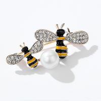Enamel Brooch Zinc Alloy with Plastic Pearl Bee for woman & with rhinestone nickel lead & cadmium free Sold By PC